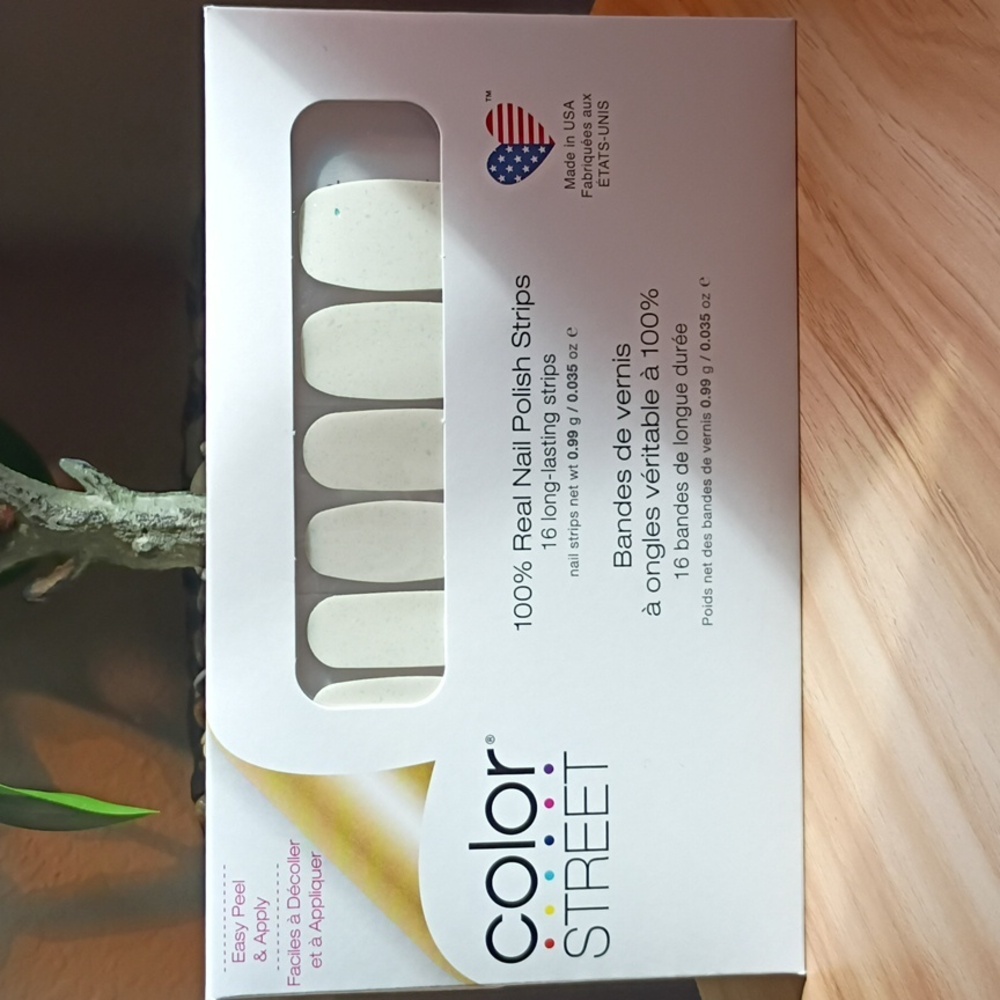 Color Street Classic *Retired* White Nail Strips "Chasing Clouds" Manicure Set
